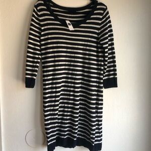 Striped dress gap size medium new wit tags navy white longer sleeve nautical